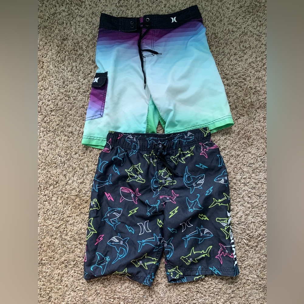 Size 8 Boys Youth Hurley swim trunks bundle (2pc)